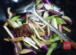 香干炒茄子的做法图解9