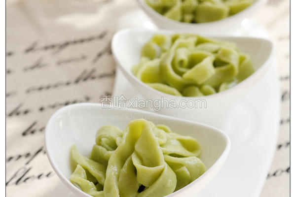 菠菜手擀面