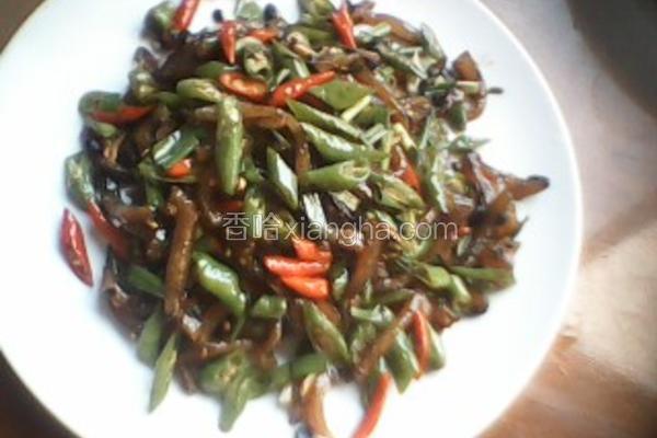 双椒炒肉皮