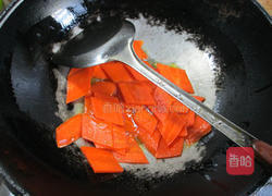 胡萝卜炒猪舌头的做法图解7