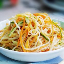 黄花菜拌粉丝的做法[图]