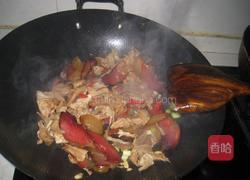湖南腊肉炒笋皮的做法图解7