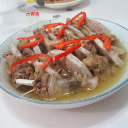 芋头扣鸭的做法[图]