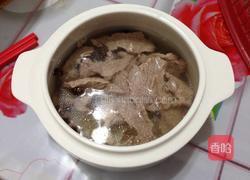 石斛芡实炖鱼胶的做法图解5