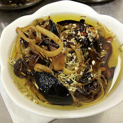 香草油浸菌菇的做法[图]