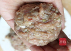 莲藕狮子头的做法图解8