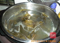 排骨火锅的做法图解1