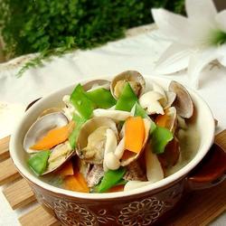 海鲜菇花蛤汤的做法[图]