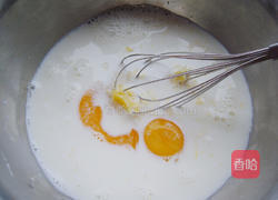 蜂蜜草莓松饼的做法图解2