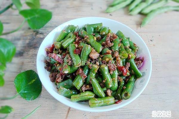 肉末剁椒四季豆