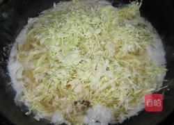 牛肉海鲜菇汤面的做法图解5