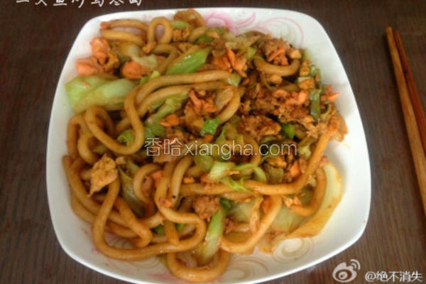 三文鱼炒乌冬面
