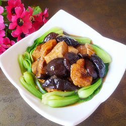 香菇面筋烧冻豆腐的做法[图]
