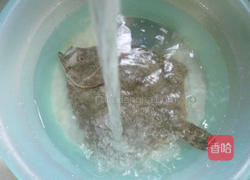 葱油多宝鱼的做法图解3