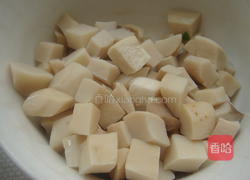 翡翠香干杏鲍菇的做法图解2