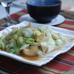 包菜炒五花肉的做法[图]
