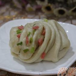 葱油火腿肠花卷的做法[图]
