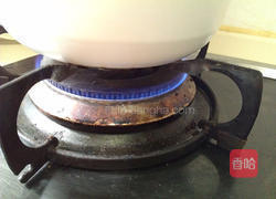 广味香肠煲仔饭的做法图解3