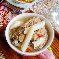 铁棍山药炖排骨的做法[图]