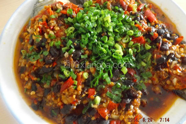 剁椒豆豉蒸鱼的做法菜谱香哈网 