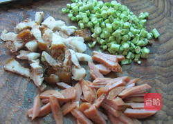 糯饭腊肉海苔卷的做法图解3