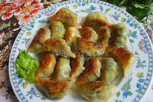 水焖煎饺
