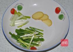 葱姜干炒蟹的做法图解2