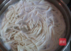 番茄蛋面的做法图解1