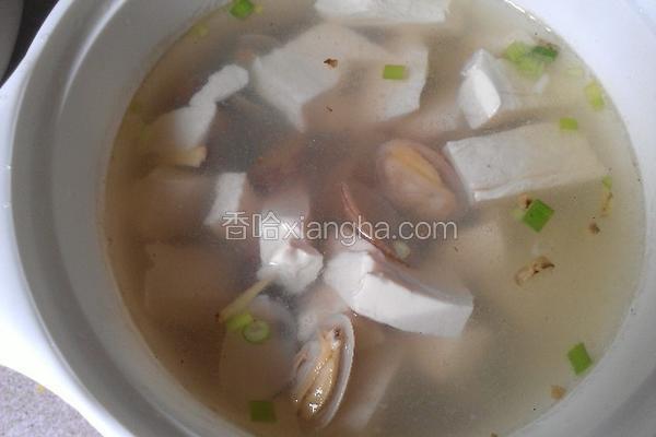 花蛤豆腐汤