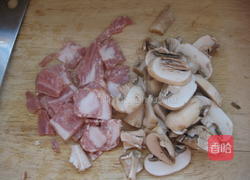 奶油培根意大利面的做法图解11