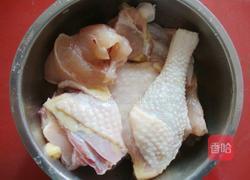 墨鱼香菇蒸鸡的做法图解3