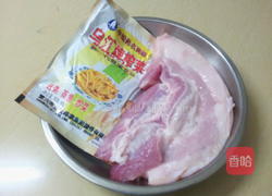 榨菜蒸猪肉的做法图解1