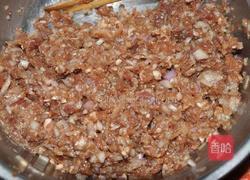 牛肉洋葱烧卖的做法图解5