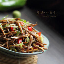 香煸小鱼干的做法[图]