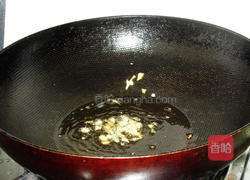 鹌鹑蛋扒桃仁的做法图解8