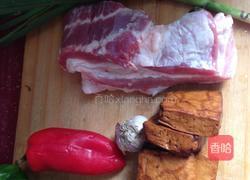 香干回锅肉的做法图解1