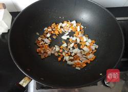 蚝油鸡蛋炒饭的做法图解4