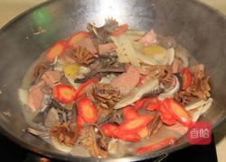 烩三鲜的做法图解12