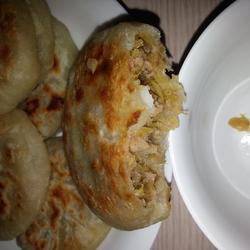 酸菜馅饼的做法[图]