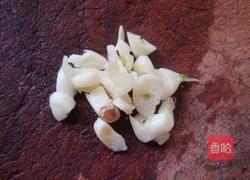 胡萝卜炒甜豆的做法图解2