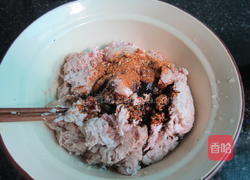 鱼肉香肠的做法图解4