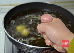 糖醋丸子的做法图解7