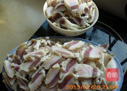 香菇炒腊肉的做法图解4