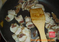 香菇炒腊肉的做法图解5
