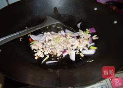 肉末包菜的做法图解3