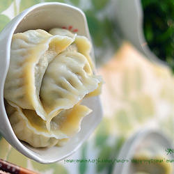 荠菜水饺的做法[图]