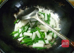 韭菜花炒山药的做法图解11