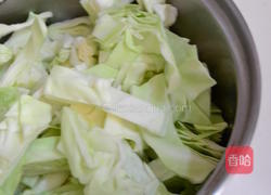 腊味包菜炒饭的做法图解3