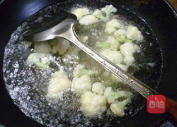 虾皮香干炒花菜的做法图解6