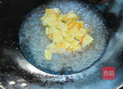 粉丝蛋皮海苔汤的做法图解4